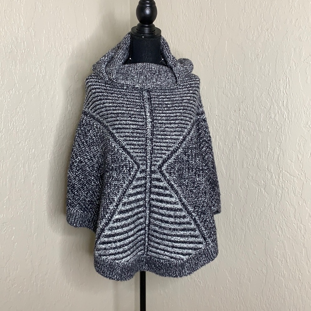 DKNYC Poncho